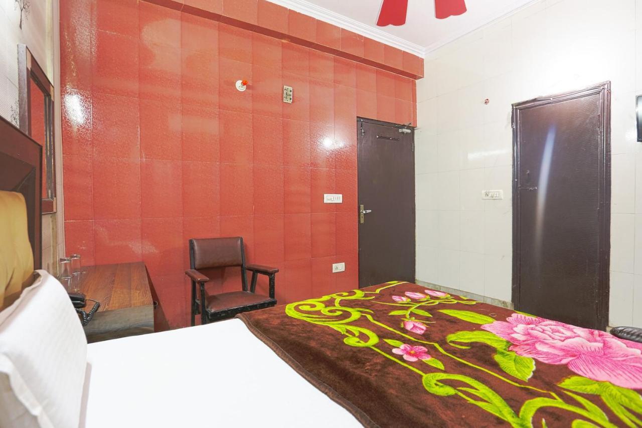 Spot On 43436 Hotel Mannat Spot Moradabad Exterior photo
